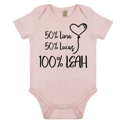 Personlig Babybody – 50% mamma, 50% pappa, 100% kärlek! [Barnets namn]-Lovely Text