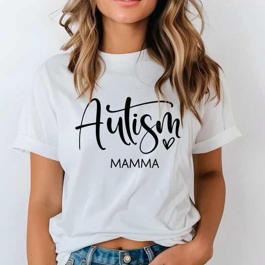 T-shirt för Autism Mammor – Stolt, Stark & Kärleksfull-Lovely Text