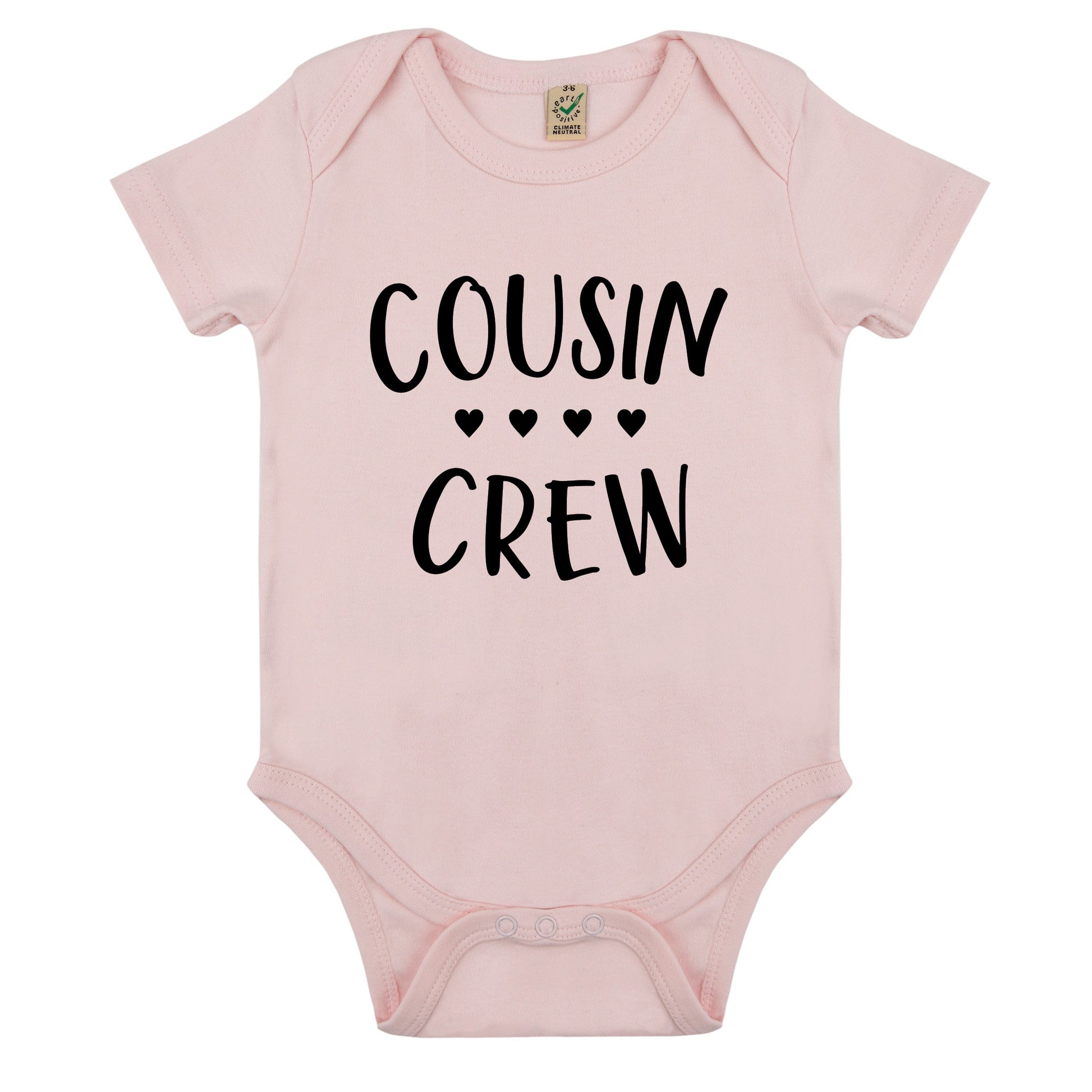 Cousin Crew Baby Body Nyfödd-Lovely Text
