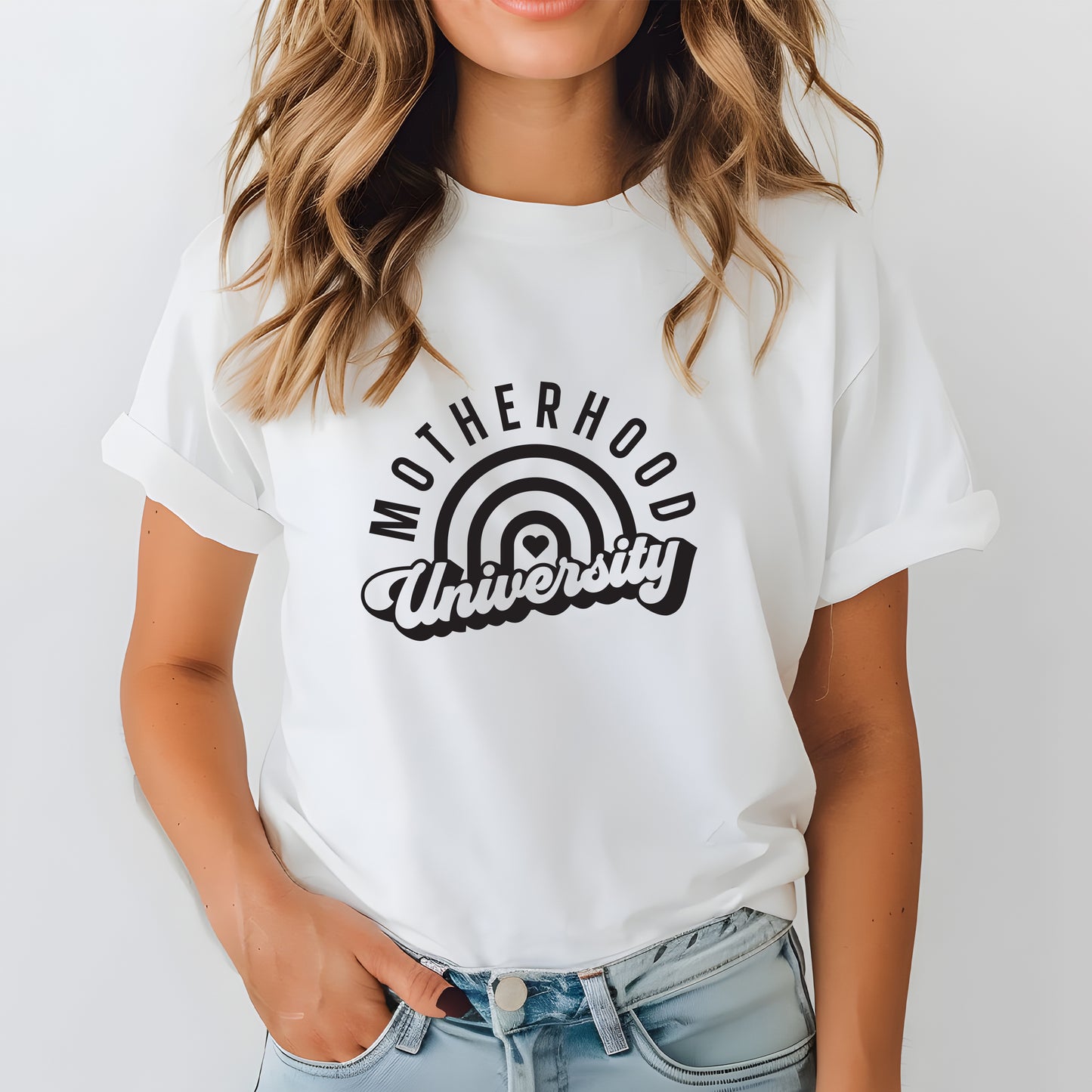 T-shirt för Mamma – Moderhood University-Lovely Text