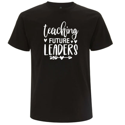 Teaching Future Leaders – Undervisar Framtidens Ledare T-shirt-Lovely Text